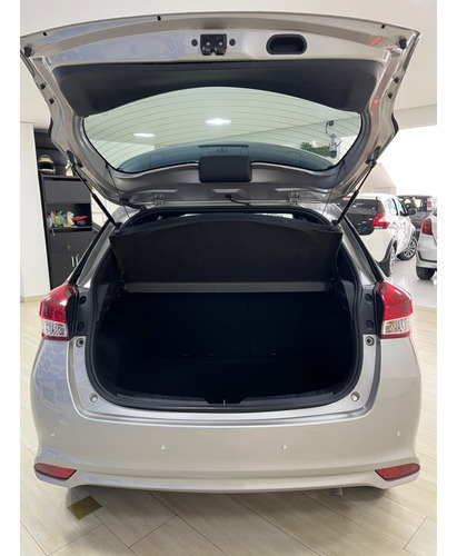 Toyota Yaris 1.3 16V FLEX XL PLUS TECH MULTIDRIVE