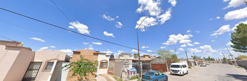 Casa En Remate En Los Girasoles Iii Etapa, 31384 Chihuahua, Chihuahua.-sk20