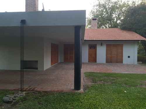 Imagen 4 de 22 de Casa Quinta En Venta - 3 Dormitorios 2 Baños - 220mts2- 9 De Julio