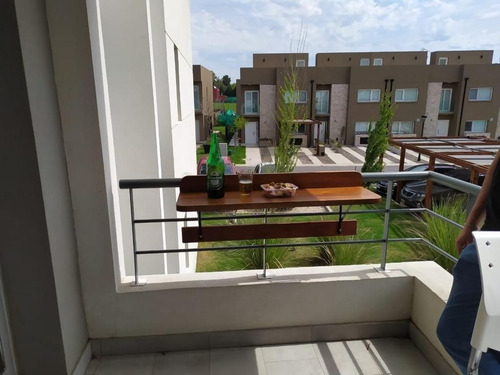 Venta De Departamento En Lagoon Pilar
