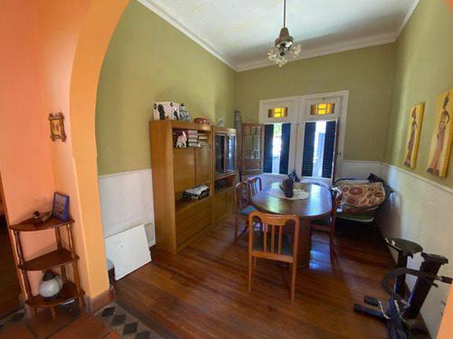 Casa En Lomas De Zamora Este