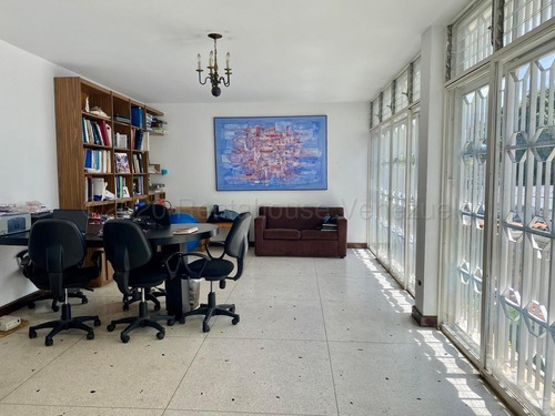Imagen 7 de 14 de Ramiro E. Ruiz Vende Casa En Prados Del Este Mls #22-9997