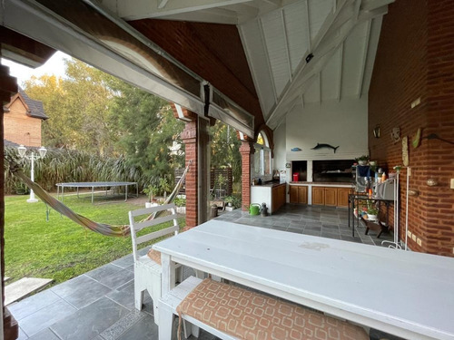 Imagen 15 de 30 de Casa - Campos De Alvarez
