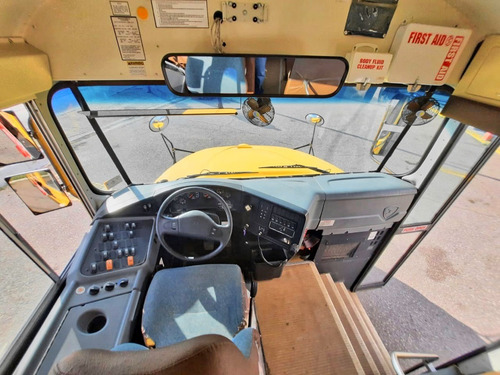 Imagen 10 de 13 de International Bus Escolar