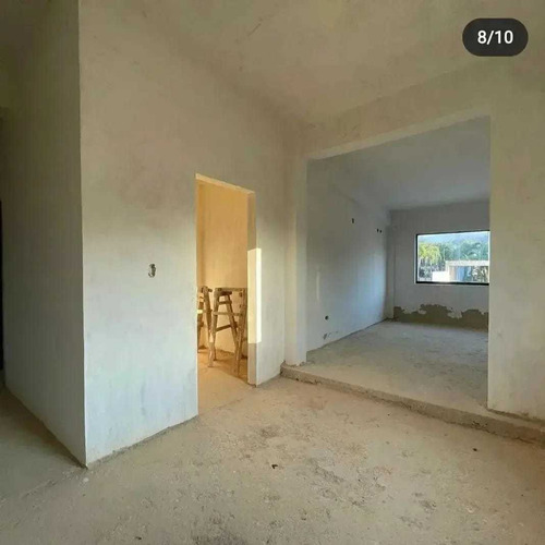 Imagen 2 de 24 de Maria Vende Casa En Urbanización Guataparo