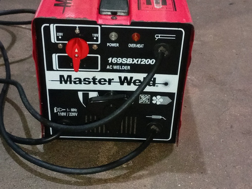 Imagen 3 de 5 de Se Vende. Maquina De Soldar Mediana En Buen Estado