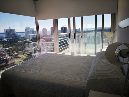 Imagen 19 de 30 de Espectacular Apartamento En Venta En Punta Del Este Piso Alto Con Vista A La Mansa