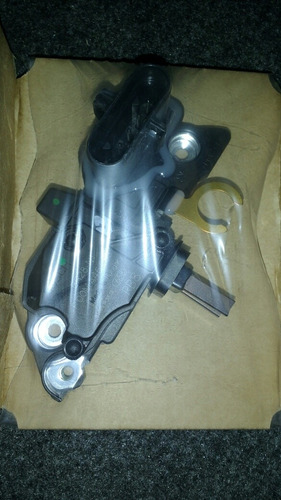 Imagen 3 de 4 de Regulador De Voltaje Mercedes Benz 24volt 80amper