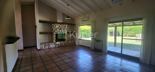 Venta Casa En 1 Planta De 4 Amb Lote Interno. Santa Teresa. Villanueva