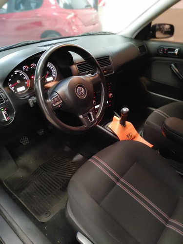 Imagen 11 de 12 de Volkswagen Bora 2013 2.0 Trendline 115cv Eg Automoviles