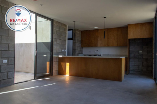 Imagen 1 de 16 de Penthouse Tipo Industrial En Venta Fraccionamiento Jacarandas - (2)