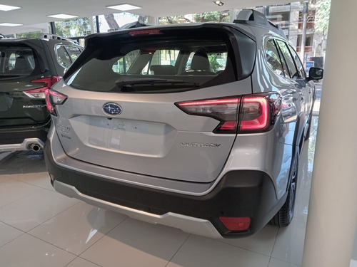 Subaru Outback 2.5 Limited Es