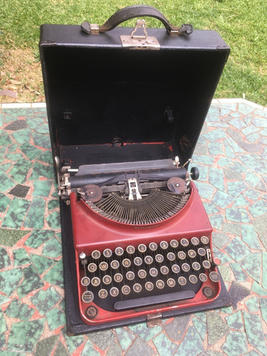 Máquina De Escribir Antigua Remington Para Restaurar