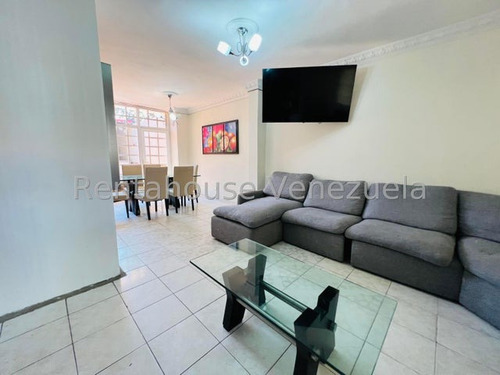 Estefani Salon Vende Casa En Bararida-lara-25-6025/