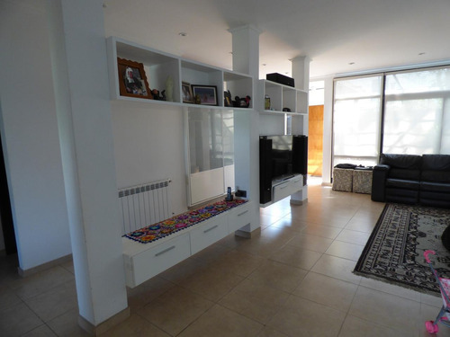 Casa En Venta En Gonnet 16 Bis E/ 493 Y 493 Bis - Dacal Bienes Raices