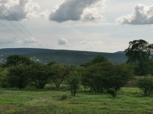 Terreno En Venta En Colonia Ajuchitlán, Colón, Querétaro