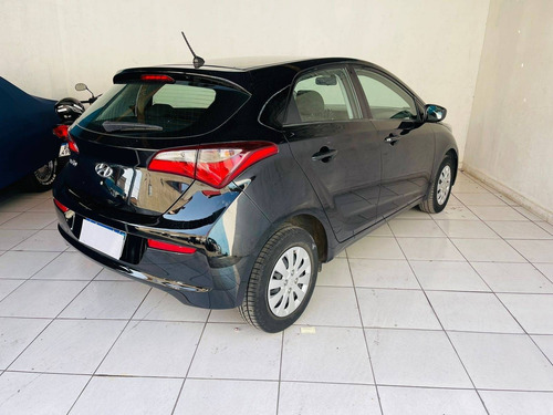 Imagem 4 de 12 de Hyundai Hb20 1.0 Unique 12v Flex 4p Manual