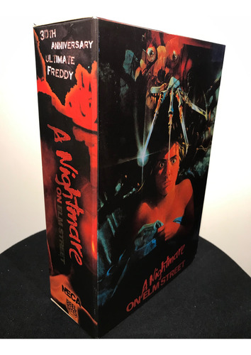 Freddy Krueger A Nightmare On Elm Street Neca Art Scale 1/10