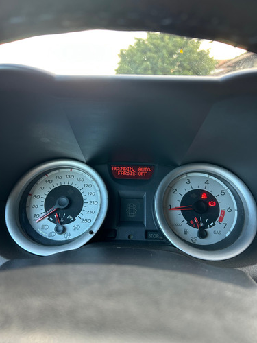 Renault Megane 1.6 Dynamique Hi-flex 4p