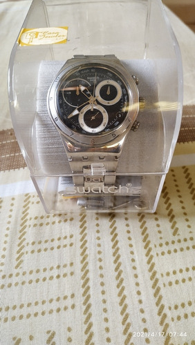 Imagen 2 de 5 de Reloj De Acero Marca Swatch Para Caballero