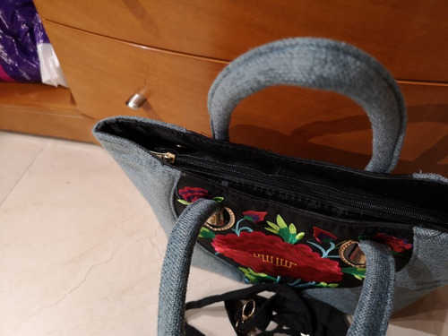 Imagen 2 de 3 de Bolsa Bordada Estilo Oaxaqueña.