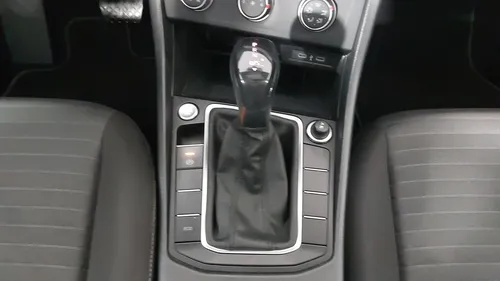 Volkswagen Jetta 1.4 COMFORTLINE AUTO