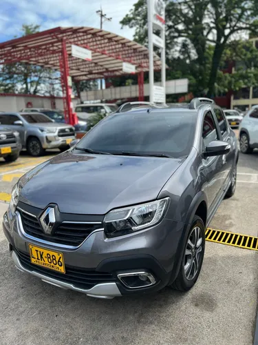 Renault Stepway 1.6 Dynamique / Intens Automática