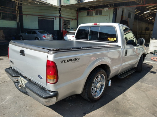 Ford F-250 3.9 Super Duty 2p