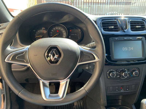 Imagem 9 de 10 de Renault Logan Zen 1.6