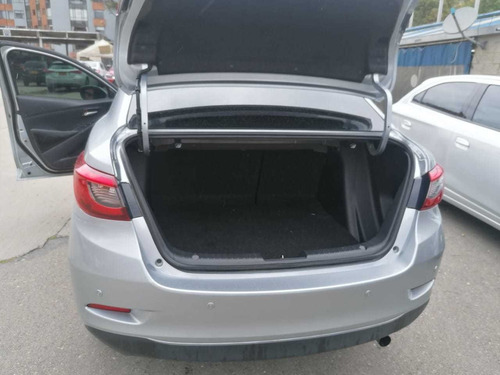 Mazda 2 Touring At 2020