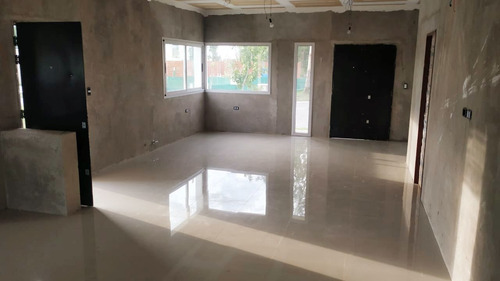 Imagen 5 de 8 de Casa En Venta En Santa Elena - Pilar Del Este