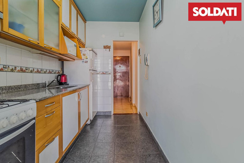 Venta - 3 Ambientes Con Balcon - Flores