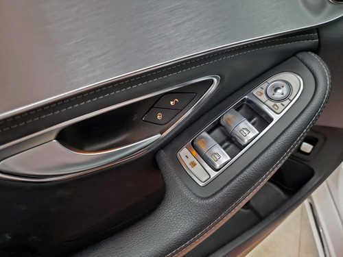 Imagem 13 de 17 de Mercedes-benz C 180 1.6 Cgi Avantgarde 16v Turbo 2014 2015