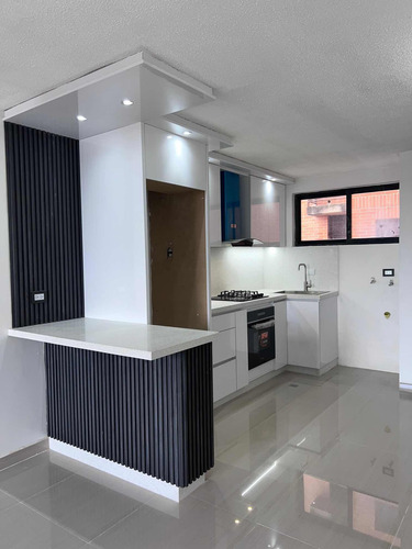 Bello Apartamento En Lomas De Mañongo Naguanagua