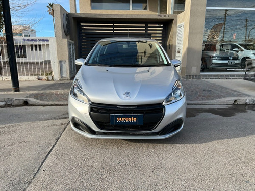 Imagen 2 de 10 de Peugeot 208 Active 1.6 2020