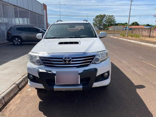 Imagem 2 de 15 de Toyota Hilux Sw4 3.0 Srv 4x4 7 Lugares 16v Turbo Intercooler