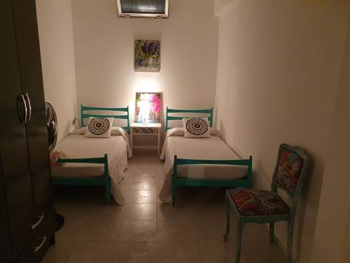 Casita Al Fondo. Independiente. Las Toscas