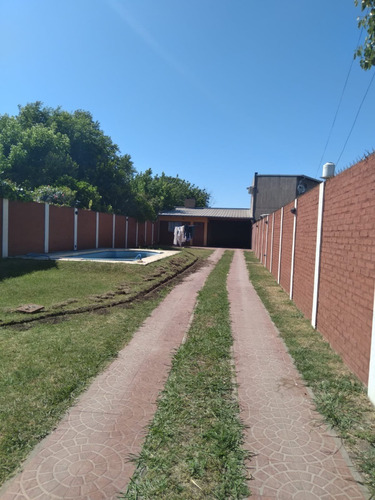 Casa Con Piscina En Jose Marmol