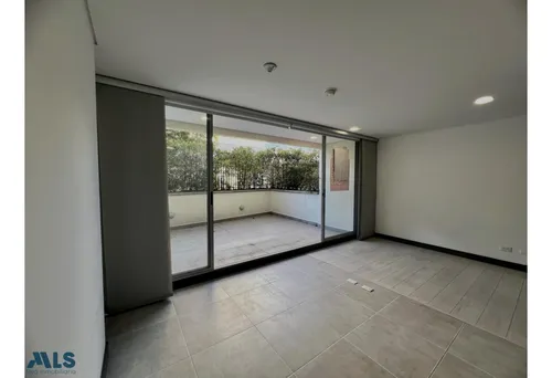 Excelente Ubicacion En Zona Plana. Unidad Completa...(mls#253439)