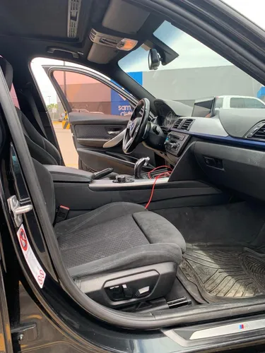 BMW Serie 3 2.0 320i Sport Line At