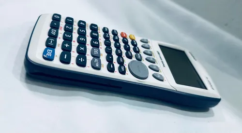 Calculadora Gráfica Casio Fx-9750gii Color Blanco (Usado)
