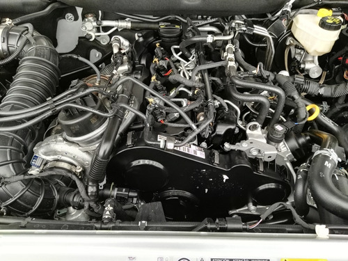 Imagen 18 de 18 de Volkswagen Amarok Highline 4x2 At Mgg #a1