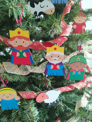 Imagen 2 de 6 de Nacimiento En Esferas Navideñas 13 Piezas