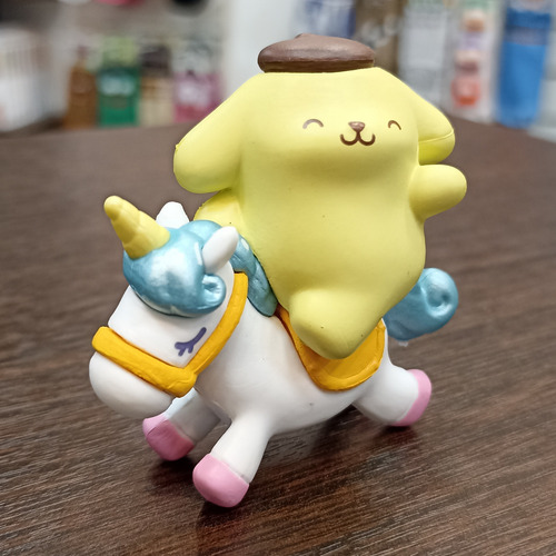 Combo Figura Kitty Caballito Pochaco Y Pompurin Unicornio