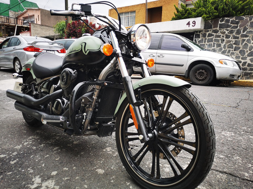 Kawasaki Vulcan Custom 900c.c