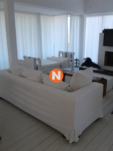 Casa En Venta Y Alquiler, José Ignacio, Jose Ignacio, 4 Dormitorios.- Ref: 207415