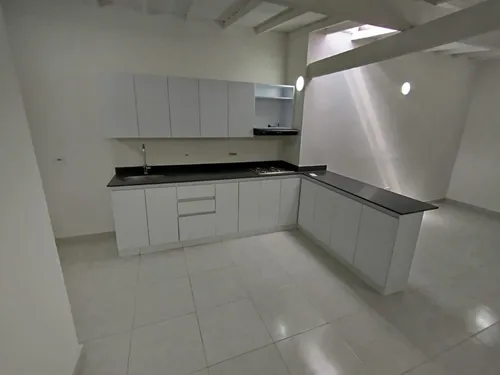 Arriendo Apartamento En Los Colores
