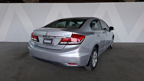 Honda Civic 1.8 LX MT 4DRS
