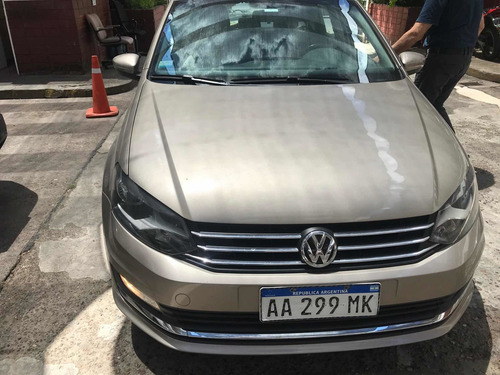 Volkswagen Polo 1.6 Sedan Comfort Full Aut Tiptronic 2016