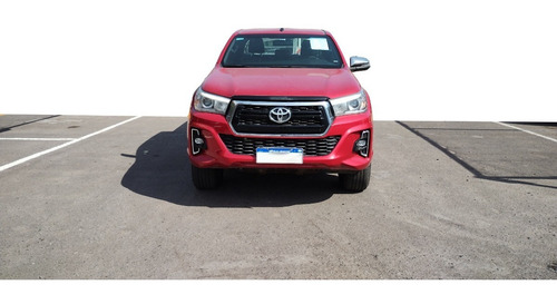 Imagen 7 de 12 de Toyota Hilux 4x4 Dc Srx 2.8 Tdi 6 At